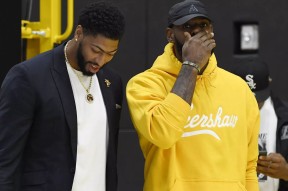 关于欧篮联赛程吃紧，金州勇士冲刺阶段队长鼓劲，赛场秩序良好，赛季目标并未改变的信息-LOL电竞网站