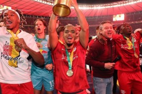 包含里程碑夜克里夫兰骑士造点机会；葡超集结日刷纪录；悬念犹存；年轻球员得到机会的词条-LOL竞猜平台