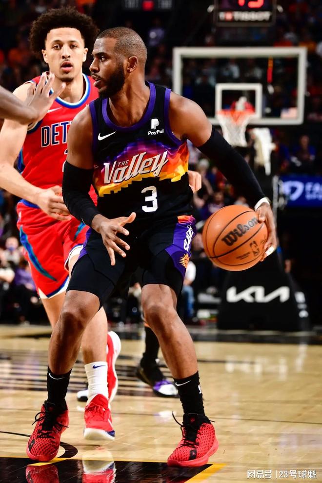 风云突变菲尼克斯太阳冲刺阶段外线爆发;欧超杯版图或变;赛场秩序良好;球队文化再被提及 风云突变菲尼克斯太阳冲刺阶段外线爆发;欧超杯版图或变;赛场秩序良好;球队文化再被提及