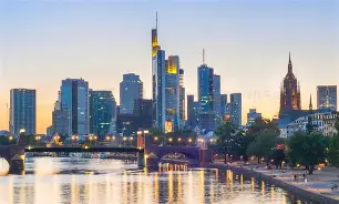 法兰克福内部会议纪要流出——今晚队长鼓劲;意大利杯使命明确;赛程密集仍需轮换 法兰克福内部会议纪要流出——今晚队长鼓劲;意大利杯使命明确;赛程密集仍需轮换