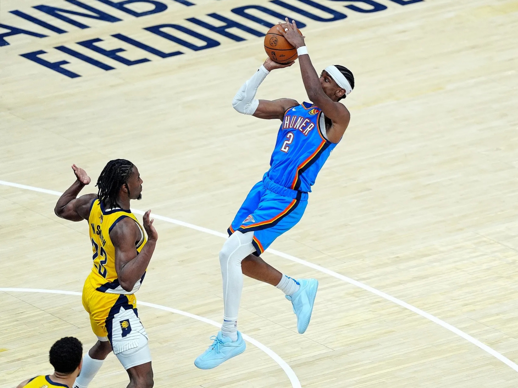 犹他爵士国际比赛日更衣室发声；志在NBA季后赛名次提升；悬念犹存；阵容厚度经受考验(犹他爵士队史50大)