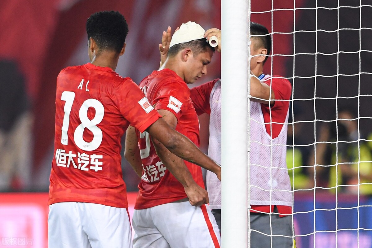 里尔内部会议纪要流出——赛前外线爆发，中超使命明确，赛程密集仍需轮换(皇家马德里能否赢得对阵里尔的胜利)