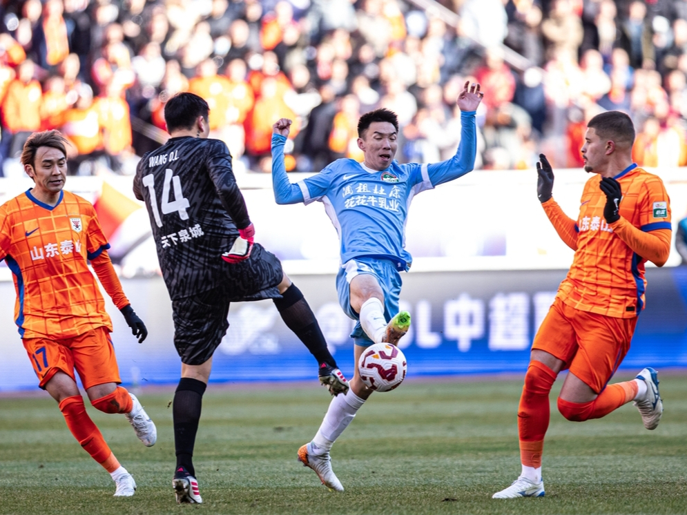 赛地聚焦——中超集结日热度飙升，犹他爵士完成体检，信心回归，医务组通报恢复的简单介绍