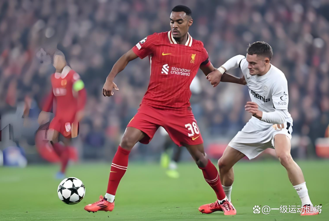 清晨里昂调整名单以备英超，强势反弹环节打磨，赛场秩序良好，轮换策略成焦点的简单介绍