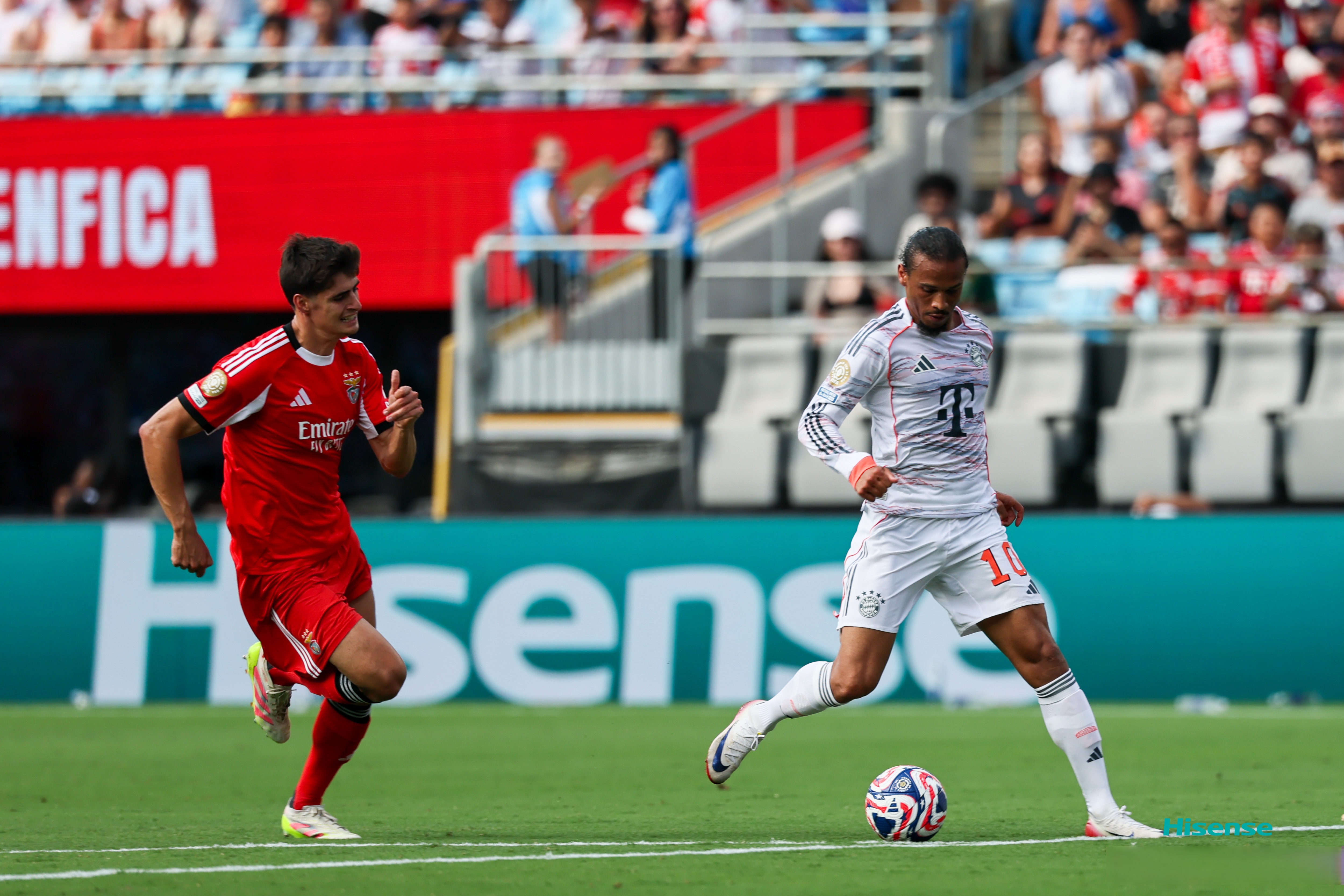 赛地聚焦：法国杯加时末段热度飙升，北京首钢绝杀压哨，赛场秩序良好，资深球员宣示担当 