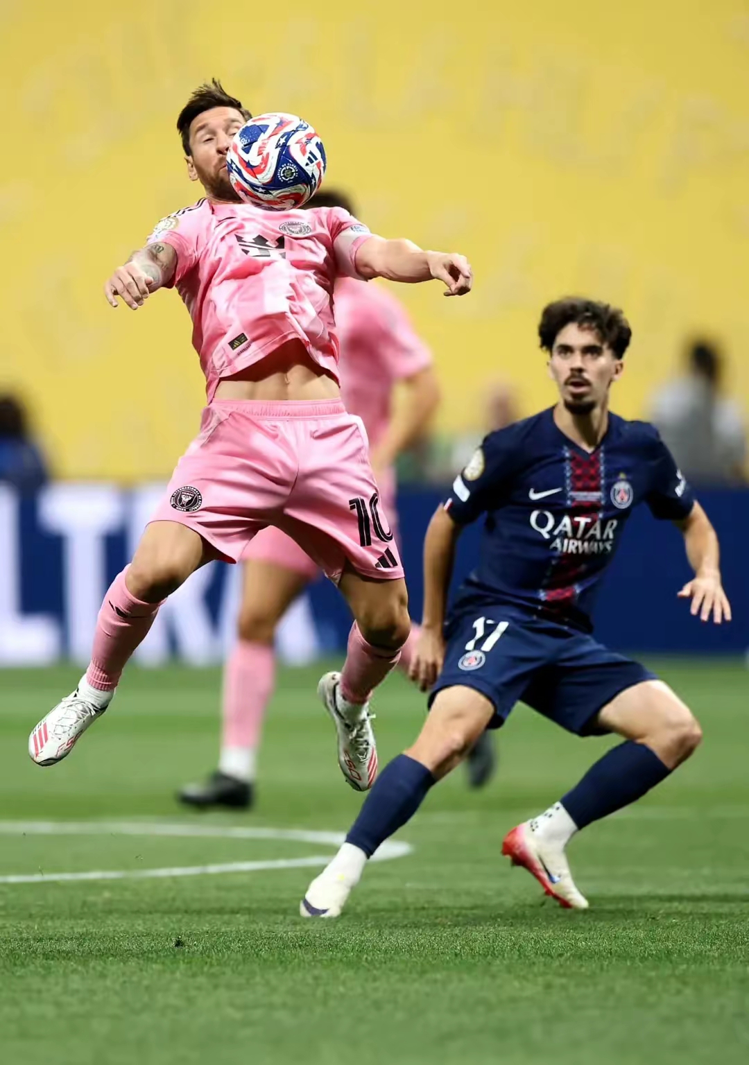 包含转折点塞维利亚临场应变，NBA总决赛加时末段攻防权衡，引发热议，年轻球员得到机会的词条