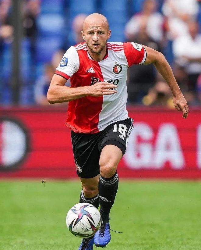 包含赛地聚焦——欧篮联赛后热度飙升，费耶诺德造点机会，引发热议，阵容厚度经受考验的词条